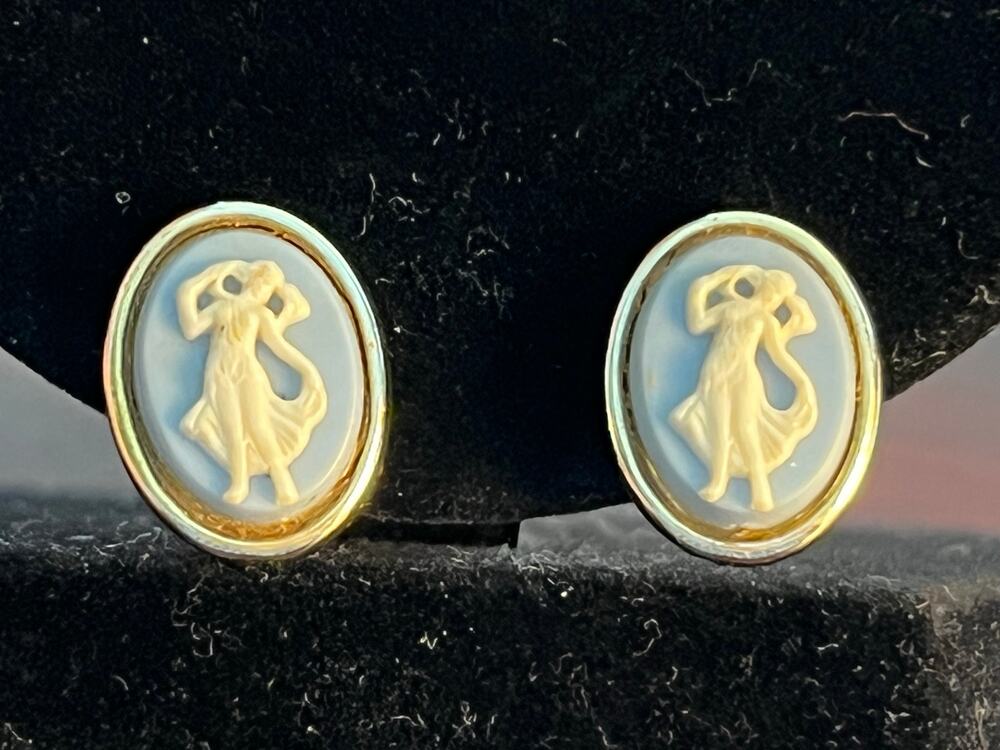 VTG Longcraft Dancing Girl Cameo French Style Earrings Screwback Coquette